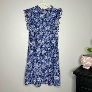 Sleeveless tiered dress